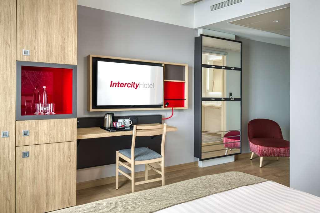 Intercityhotel Хилдесхайм Стая снимка