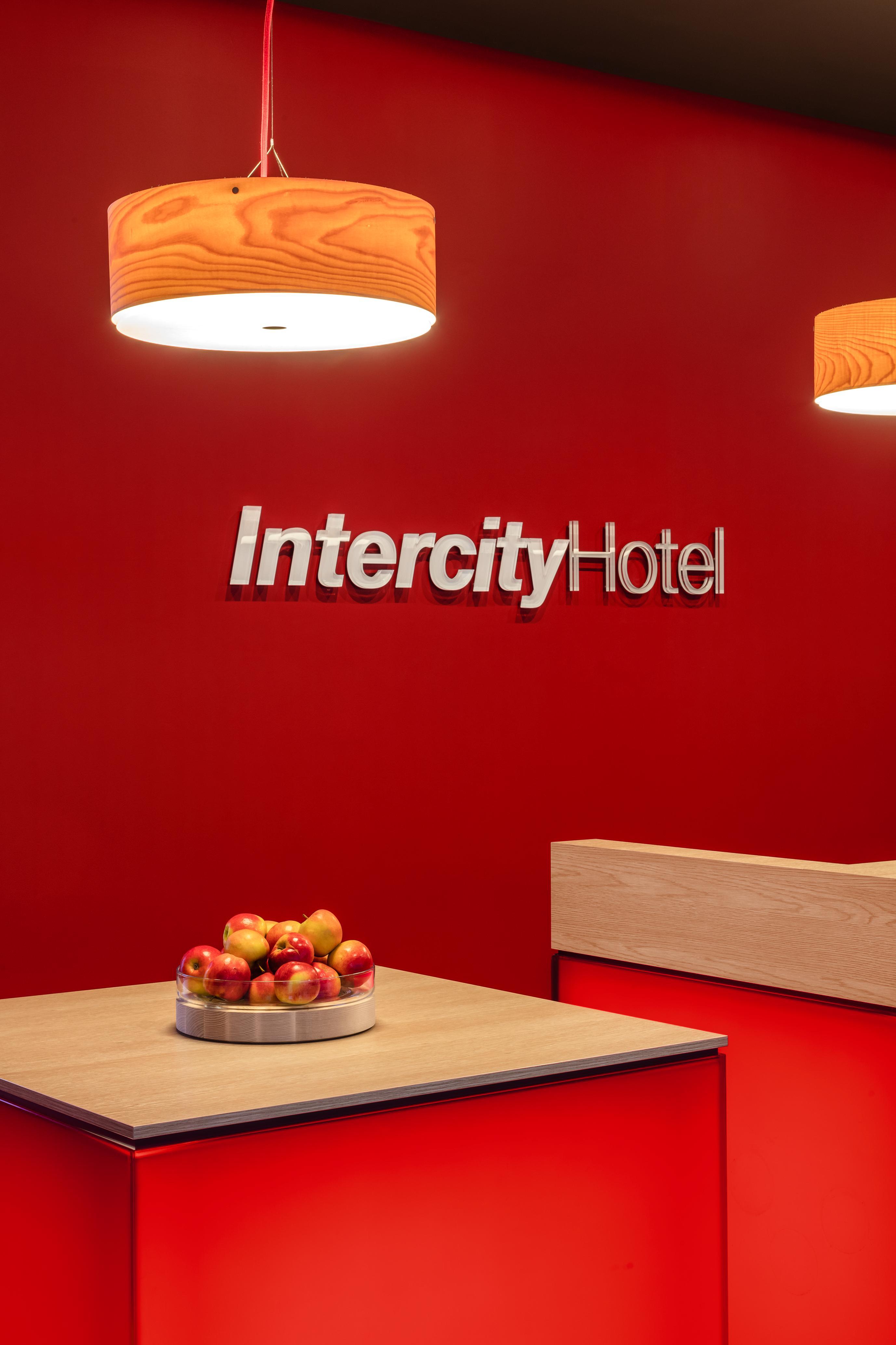 Intercityhotel Хилдесхайм Екстериор снимка
